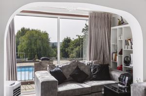 Photo 46- click for photo gallery